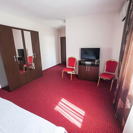 Vatra Romana Bed & Breakfast Racarii de Jos Ngoại thất bức ảnh
